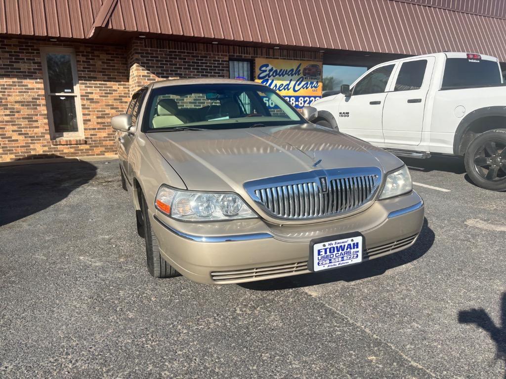 2009 Lincoln Town Car Signature Limited