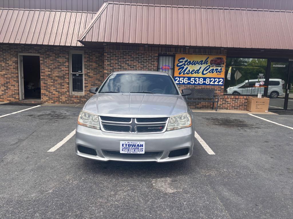 2013 Dodge Avenger SE's photo