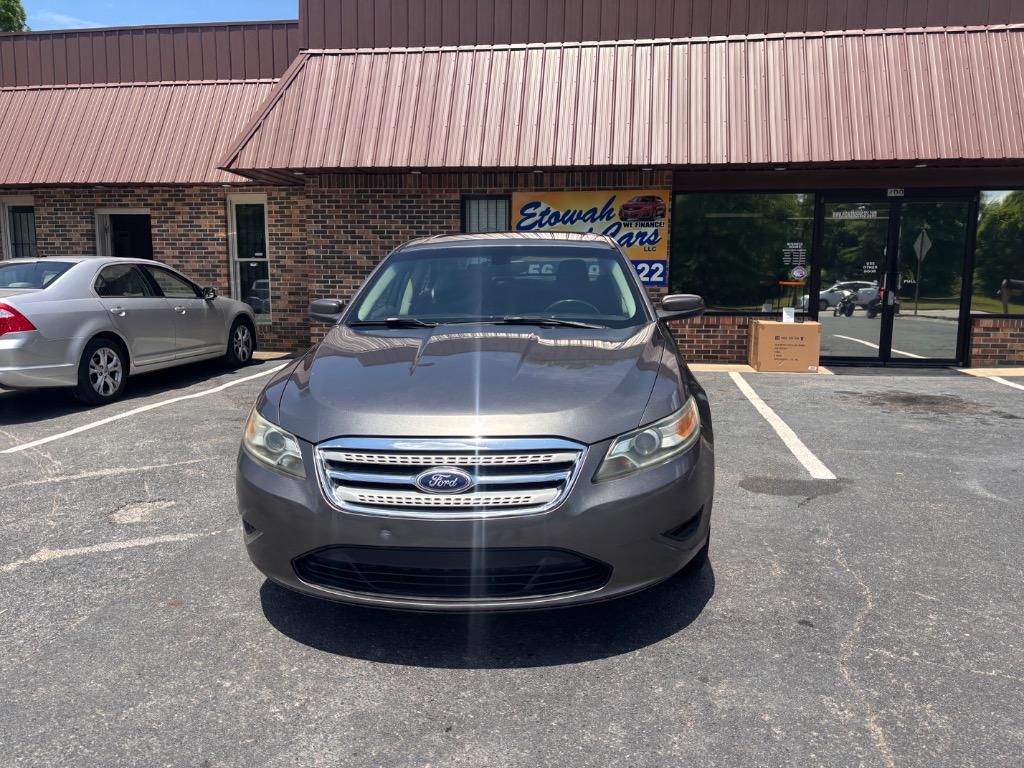 2011 Ford Taurus SEL FWD's photo