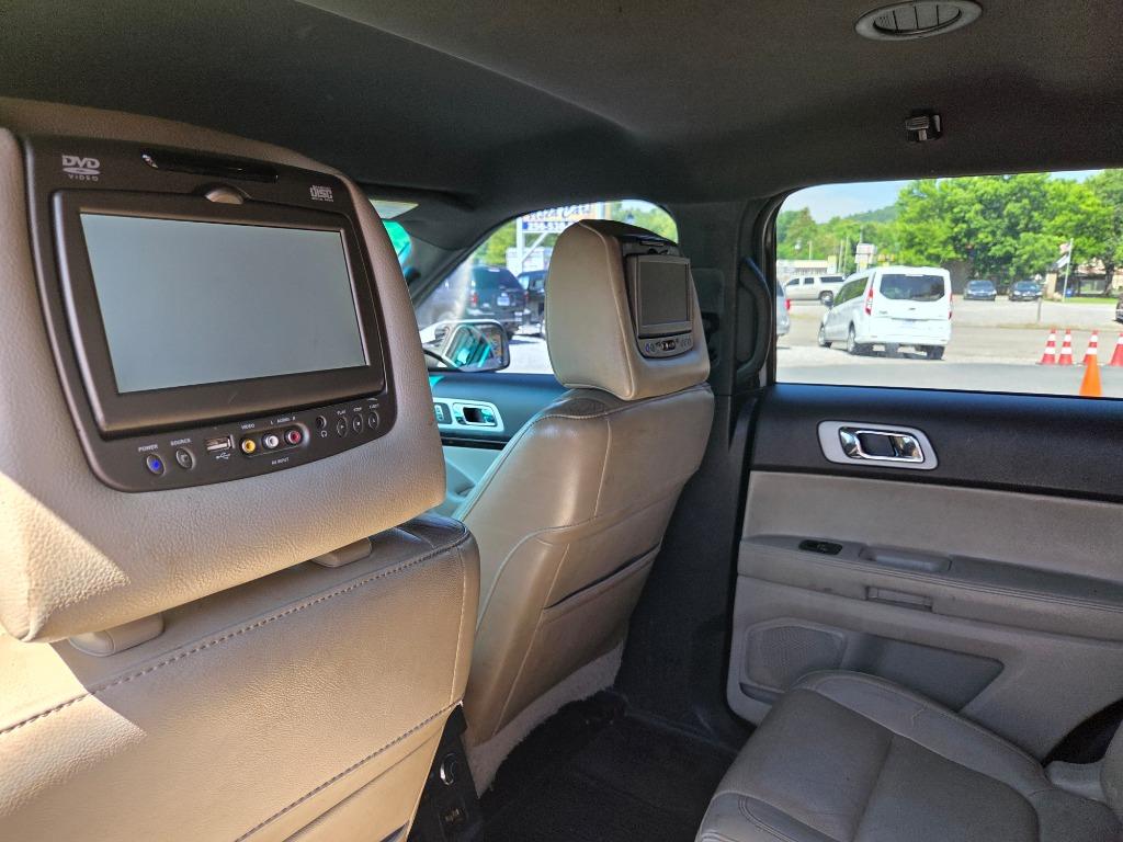 2011 Ford Explorer Limited - Photo 6