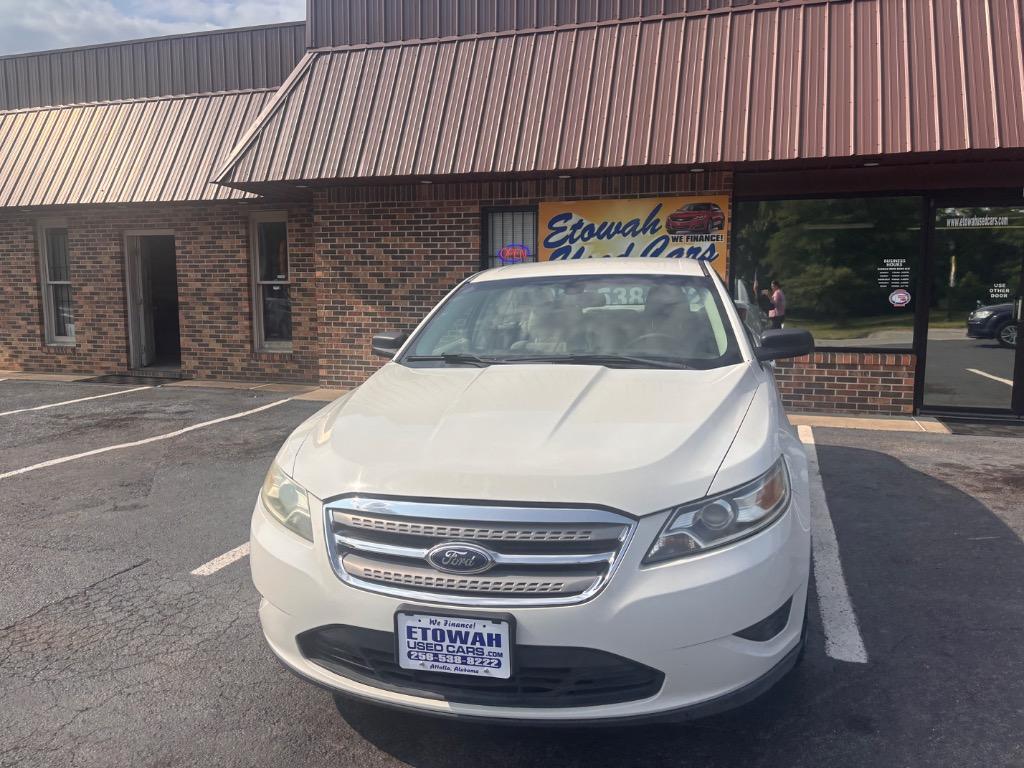 2011 Ford Taurus SE FWD's photo