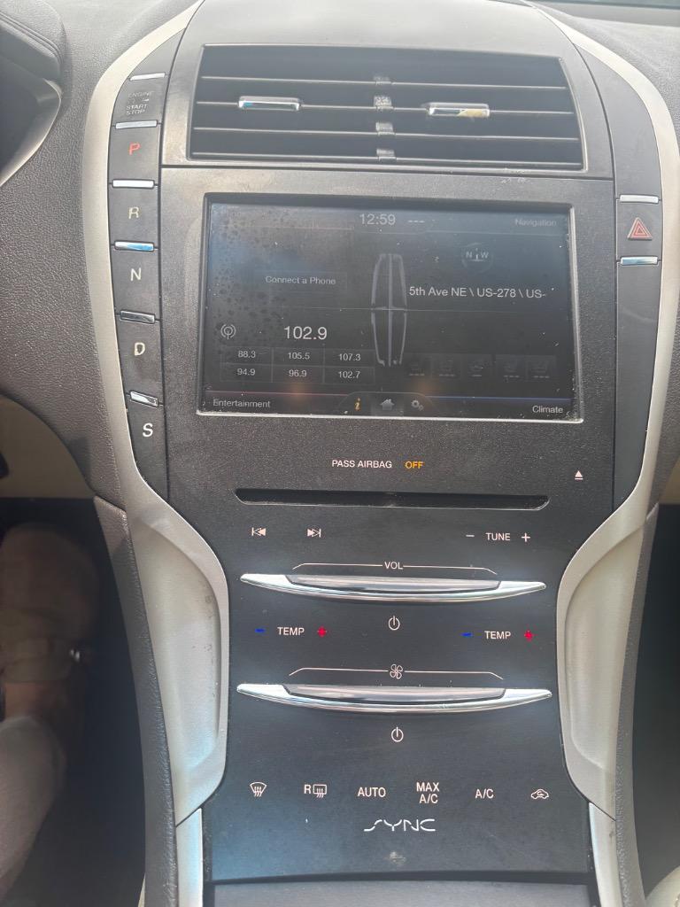 2015 Lincoln MKZ Base - Photo 12