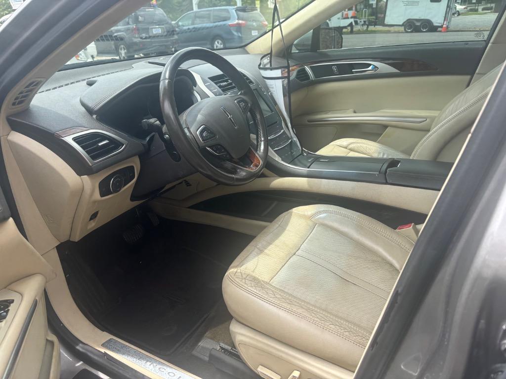 2015 Lincoln MKZ Base - Photo 9