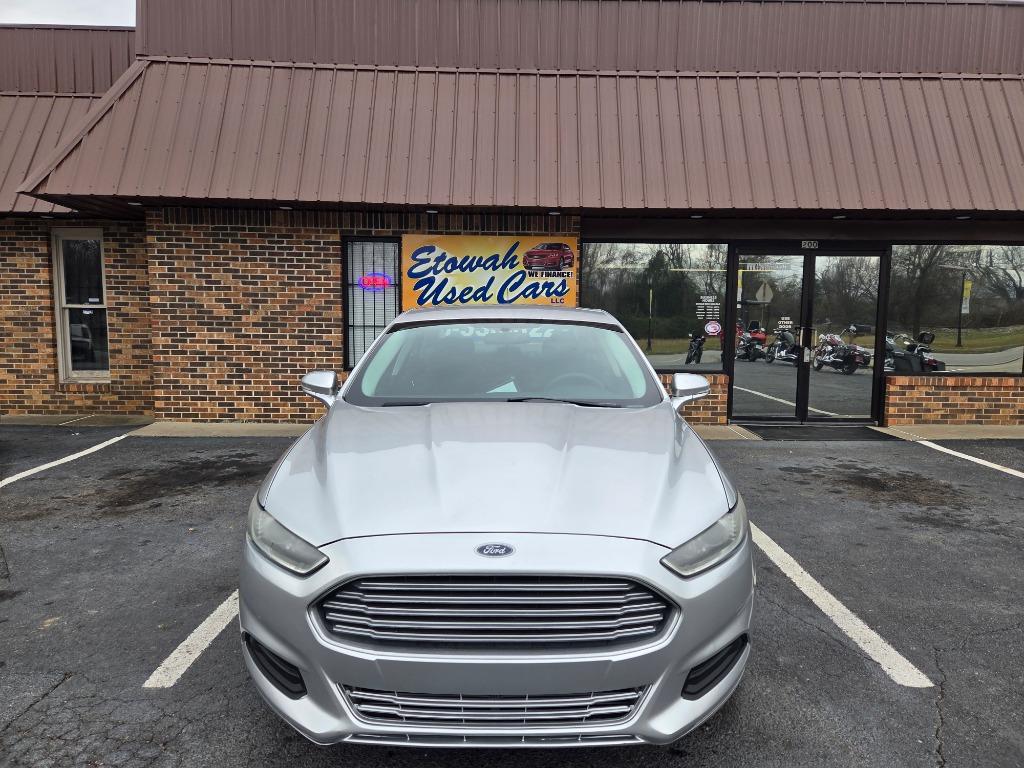 2014 Ford Fusion SE's photo