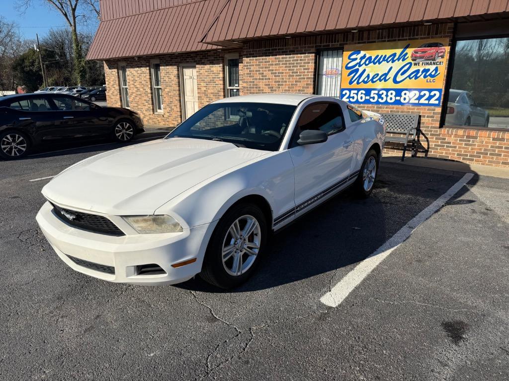 2010 Ford Mustang V6's photo